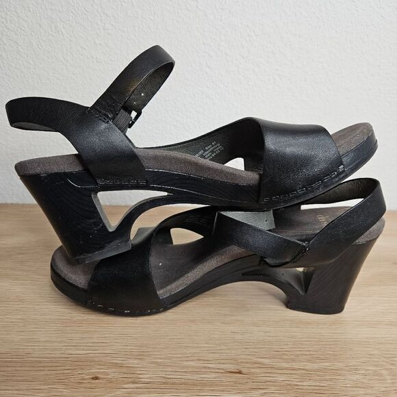 Dansko Women's Black Leather Tasha Clog Heels Sandal Size 41 - Picture 6 of 7